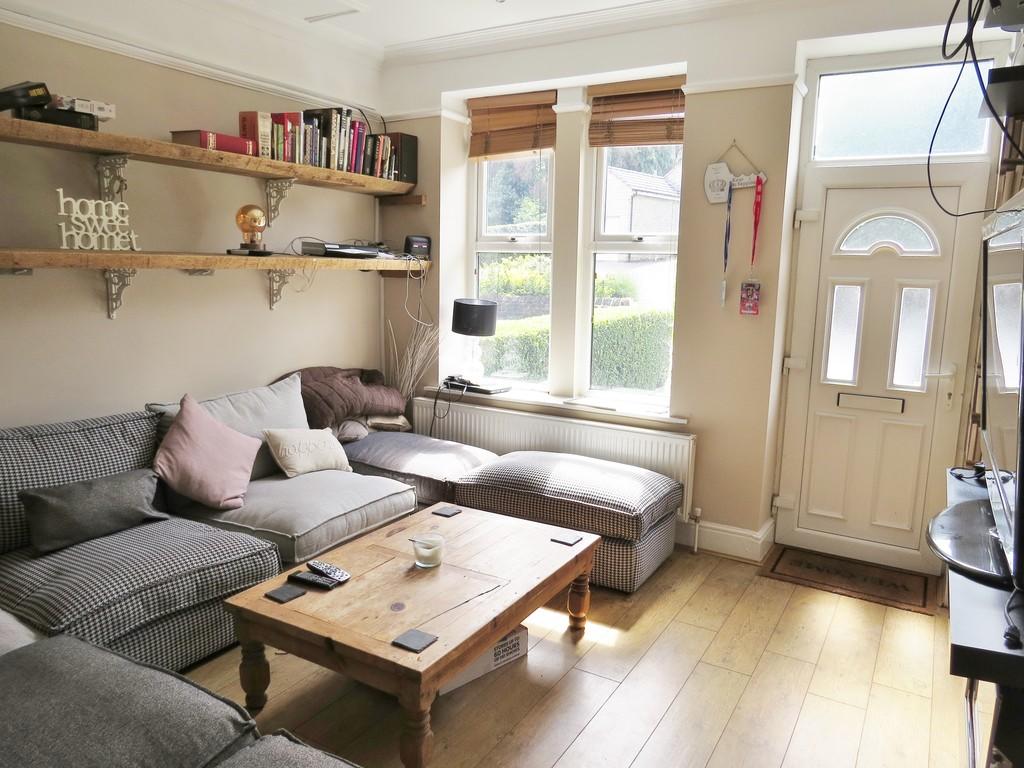 3 bedroom end of terrace house for sale in Langsett Road South