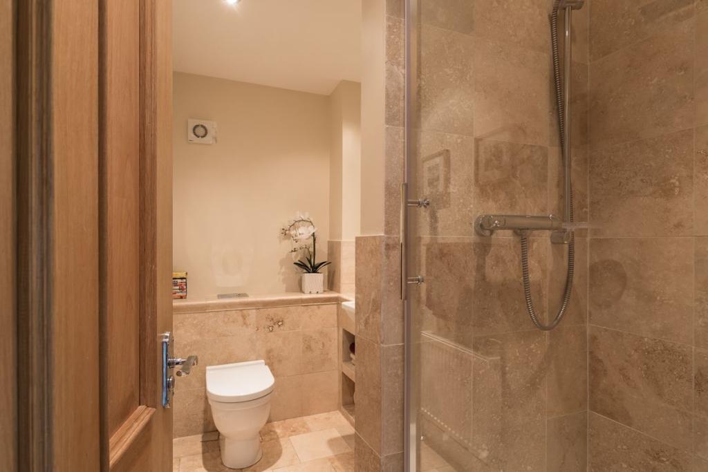 5 bedroom detached house for sale in Lakeside, Acaster Malbis, York, YO23, YO23