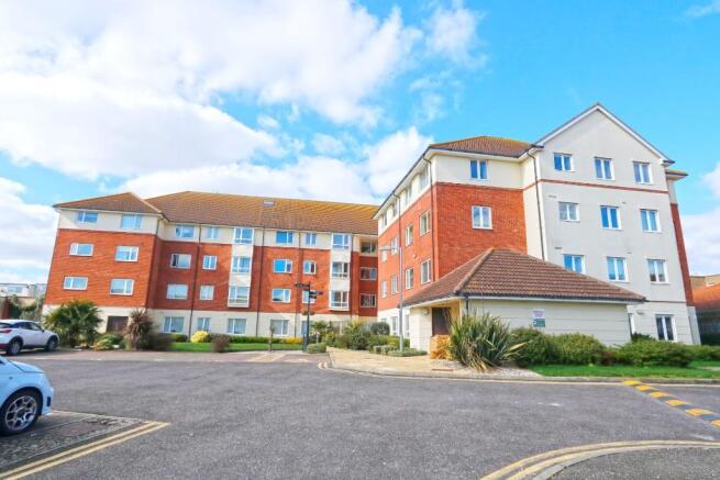 2 Bedroom Ground Floor Flat For Sale In Wilkinson Drop Oak Road South