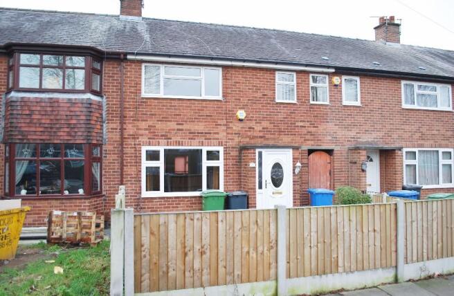 3 Bedroom Town House For Sale In Poplars Avenue Orford Warrington