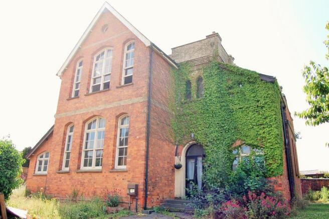 Picture house long buckby Picture house long buckby