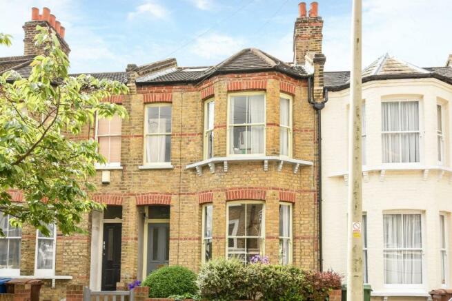 4 bedroom terraced house for sale in Silvester Road, East Dulwich, SE22