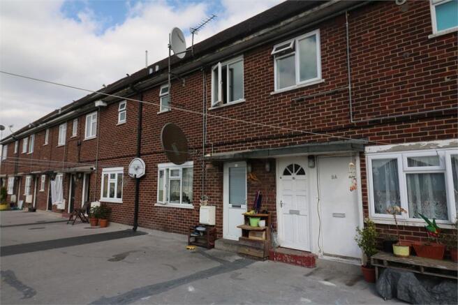 1 Bedroom Flat To Rent In Cheshunt 1 bedroom flat to rent in turners hill cheshunt waltham 1 Bedroom Flat To Rent In Cheshunt 1 bedroom flat to rent in turners hill cheshunt waltham