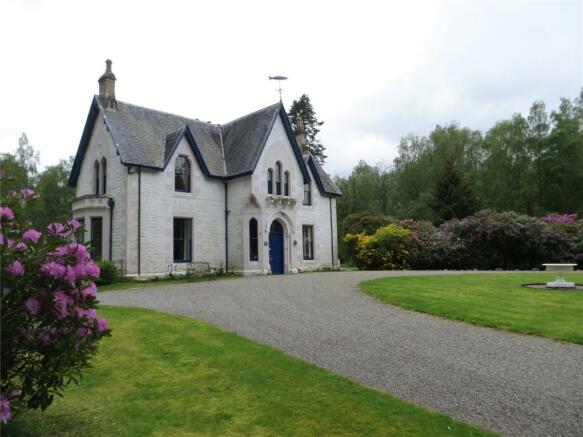 9 bedroom detached house for sale in Cannich, Beauly, Inverness-Shire, IV4