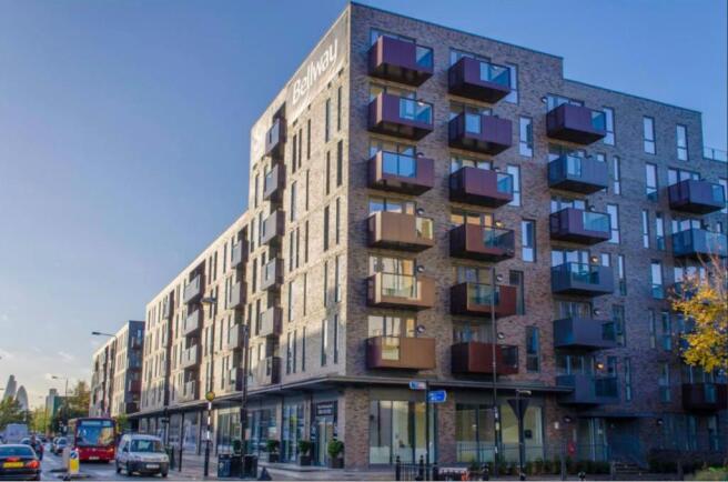 FLAT TO SHARE IN LONDON flat to share in london: