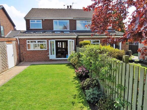 3 Bedroom Semi Detached House For Sale In Nook Road Scholes Leeds