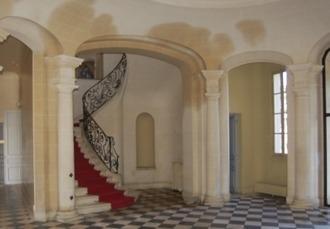 castle bedroom