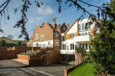 Properties For Sale in Chalfont St. Peter - Flats & Houses For Sale in