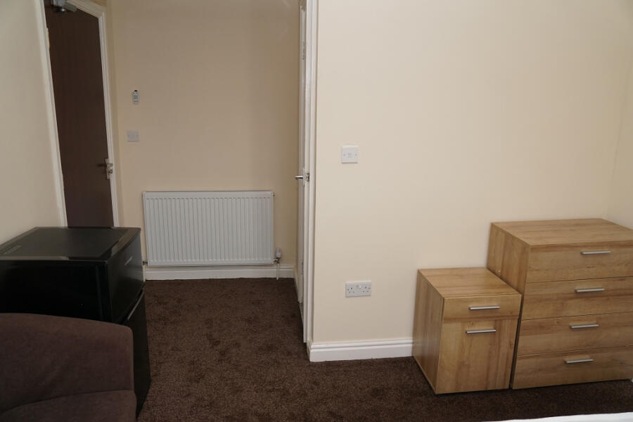 Main image of property: Oakfield Road, Balsall Heath, B12