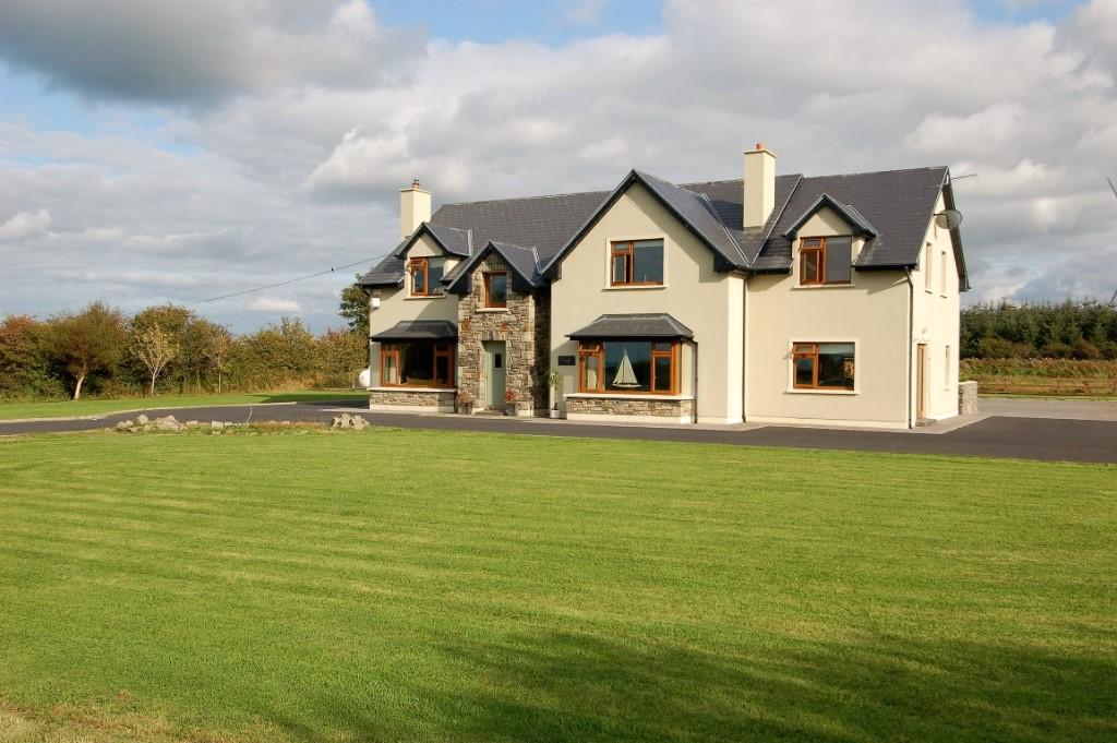 5 bedroom detached house for sale in Ballylongford, Kerry, Ireland