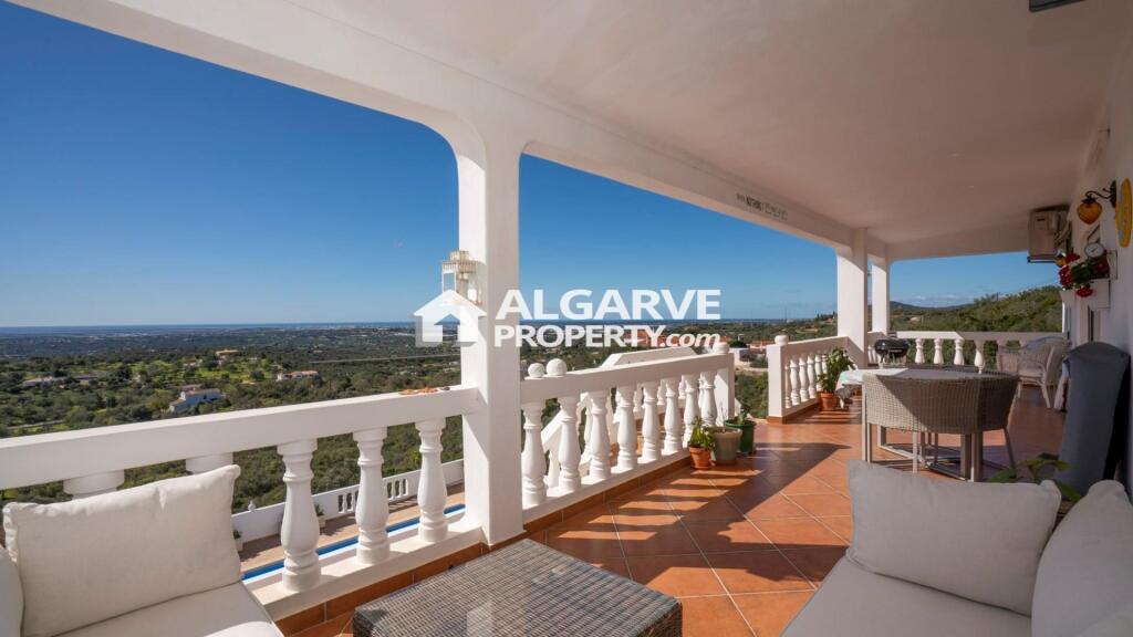 Main image of property: Algarve, Estói