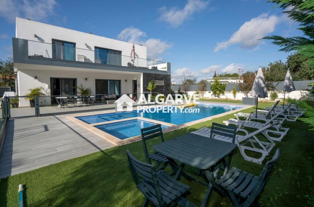 Main image of property: Algarve, Almancil