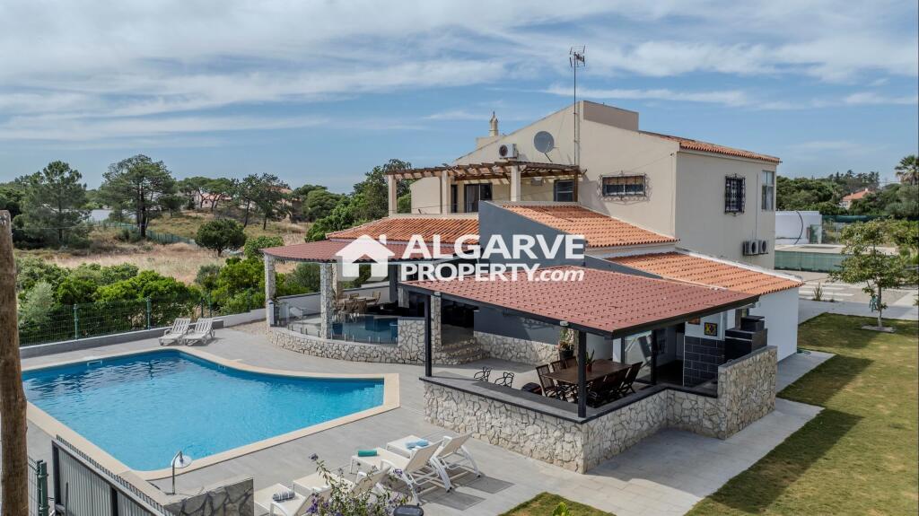 Main image of property: Algarve, Quarteira
