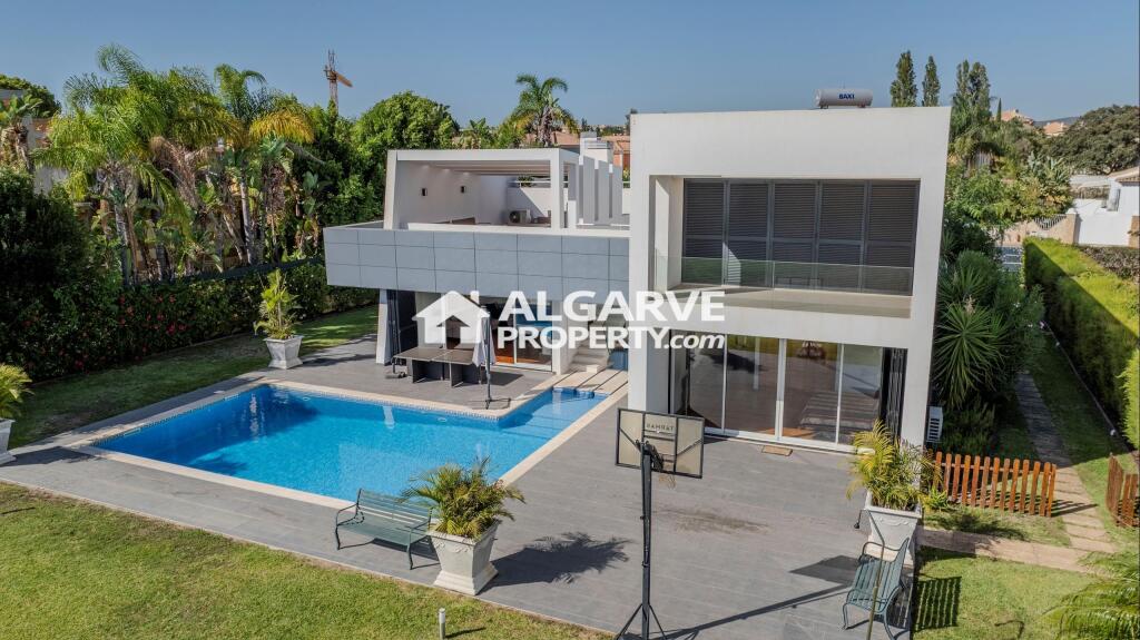 Main image of property: Algarve, Vilamoura