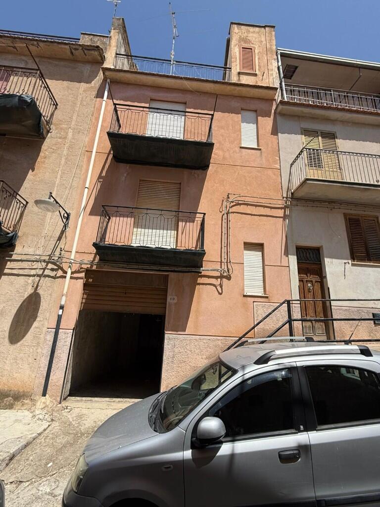 Main image of property: Caccamo, Palermo, Sicily