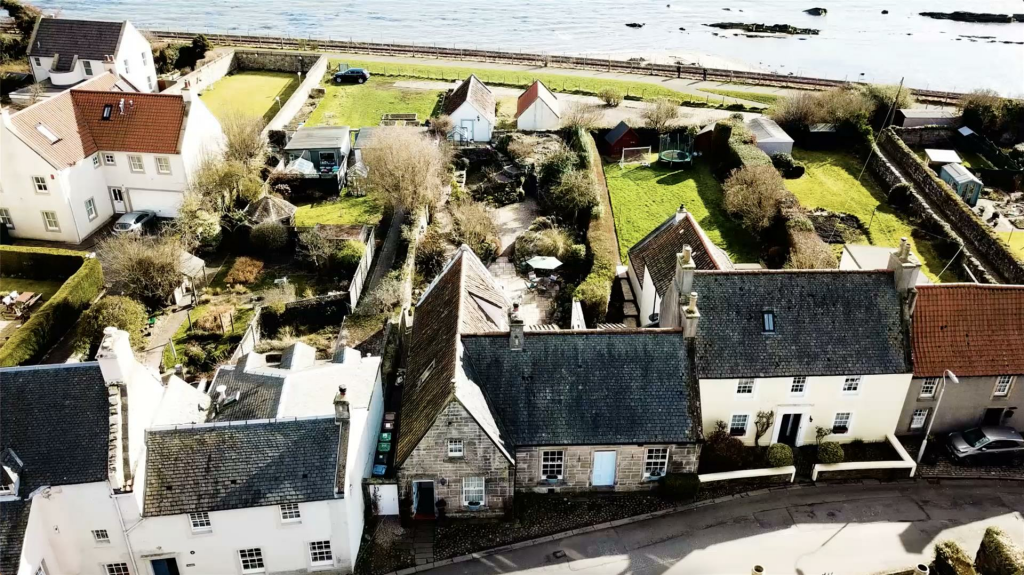 5 bedroom villa for sale in Low Causeway, Culross, KY12