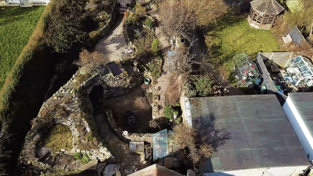 5 bedroom villa for sale in Low Causeway, Culross, KY12