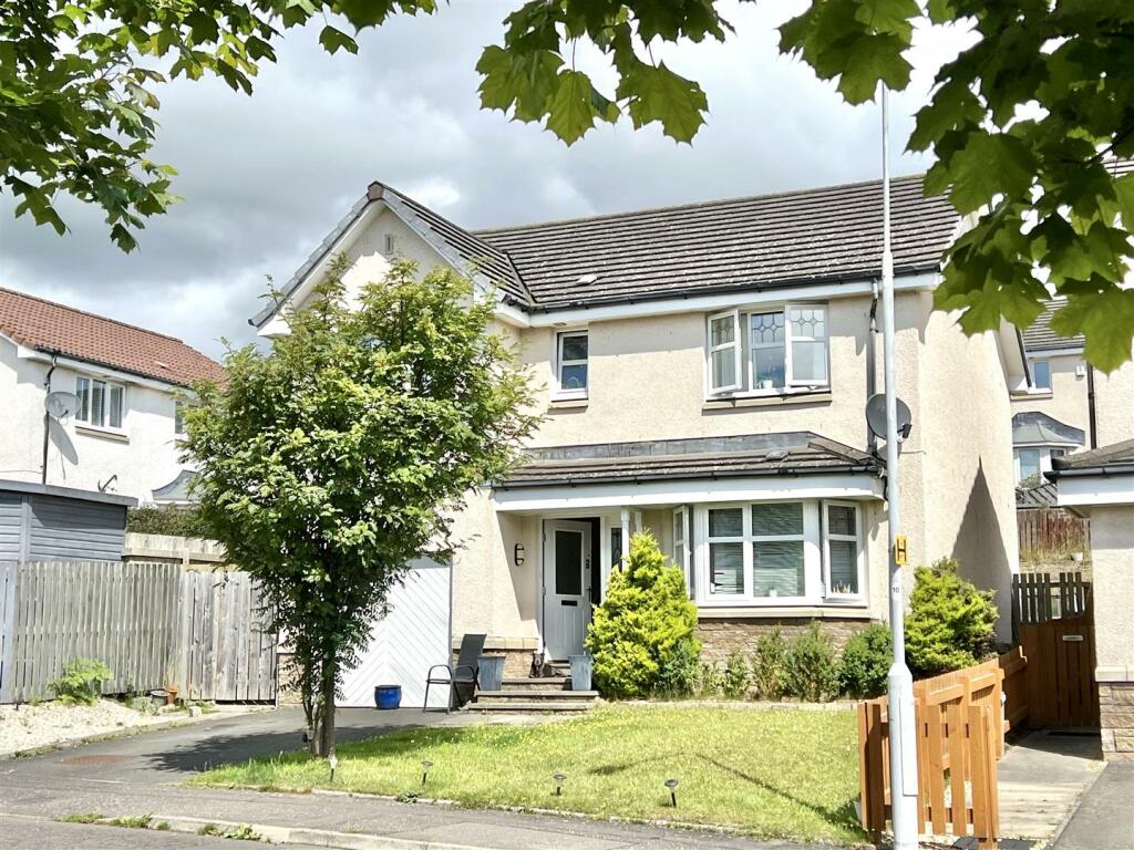 4 bedroom detached house for sale in Peasehill Gait, Rosyth, KY11