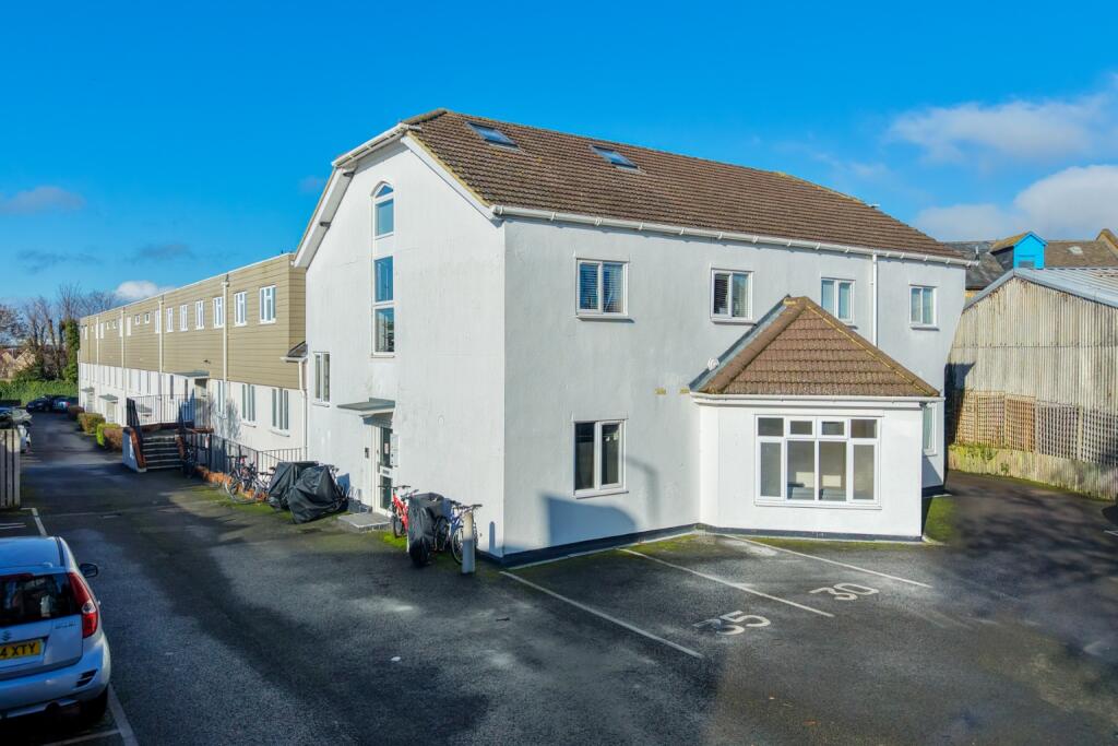 Main image of property: Malt House Place, Green Drift, Royston