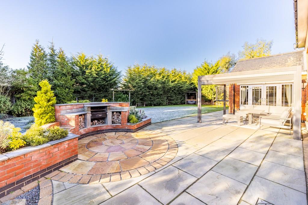 5 bedroom detached house for sale in Beacon Way, Skegness, Lincolnshire