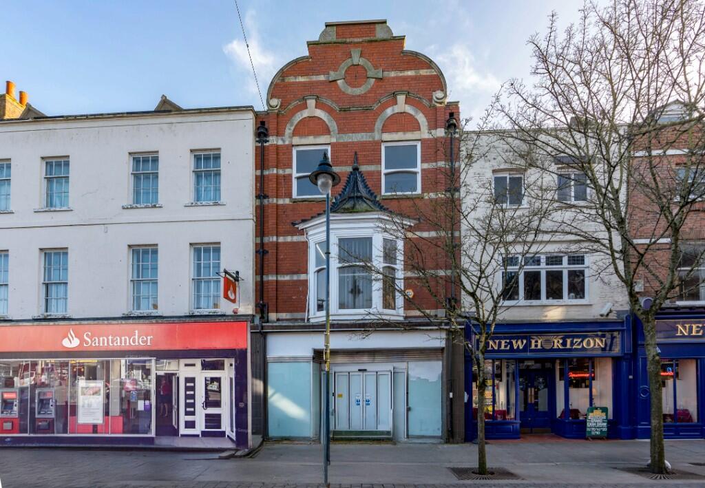 Main image of property: Strait Bargate, Boston, Lincolnshire, PE21 6EG