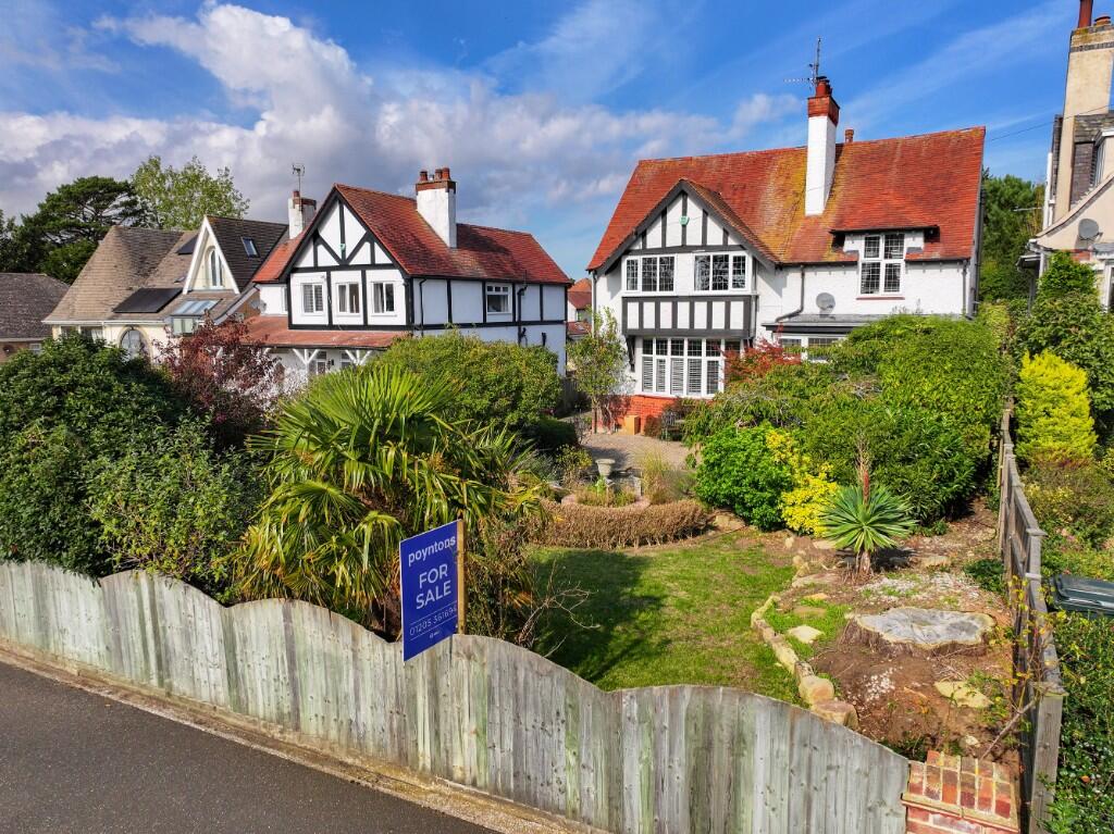 Main image of property: Shardeloes Road, Skegness, Lincolnshire, PE25 3AA