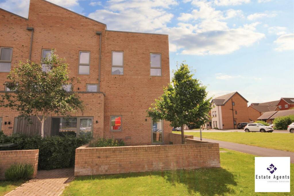 4 bedroom town house for sale in Lescar Road, Waverley, Rotherham, S60
