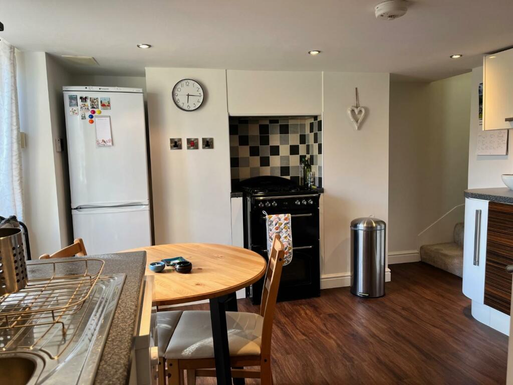 Additional property image - Mount View, Bingley