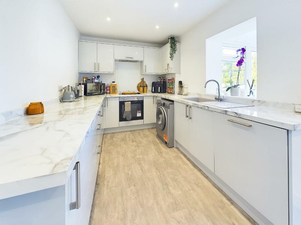 Additional property image - Beauvais Drive, Riddlesden, Keighley