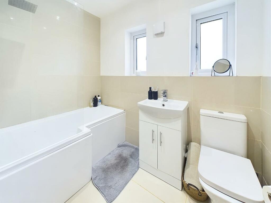 Additional property image - Beauvais Drive, Riddlesden, Keighley