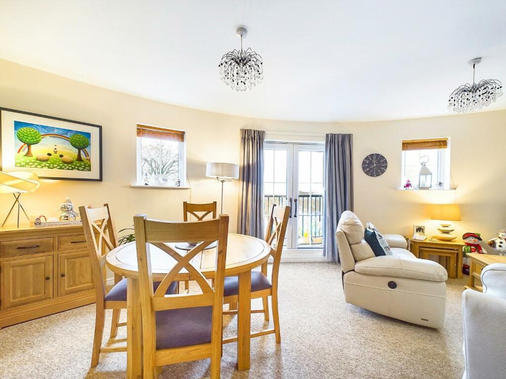 Additional property image - Agincourt Drive, Hill Top View, Gilstead
