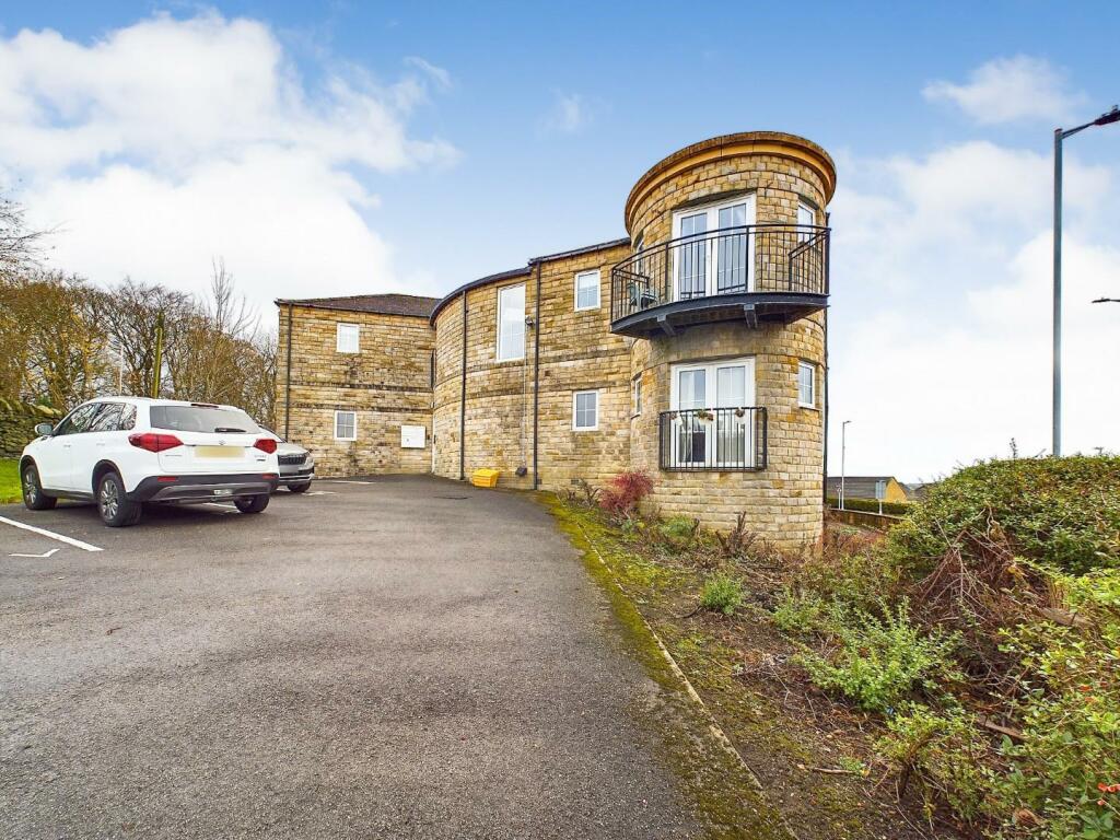 Additional property image - Agincourt Drive, Hill Top View, Gilstead