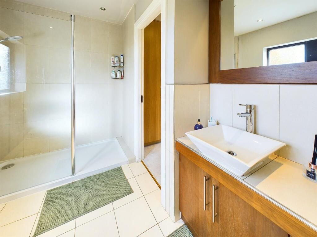 Additional property image - Stonegate, Bingley