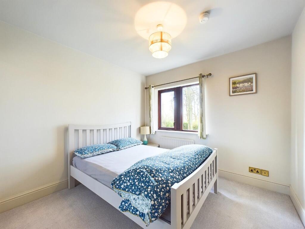 Additional property image - Stonegate, Bingley