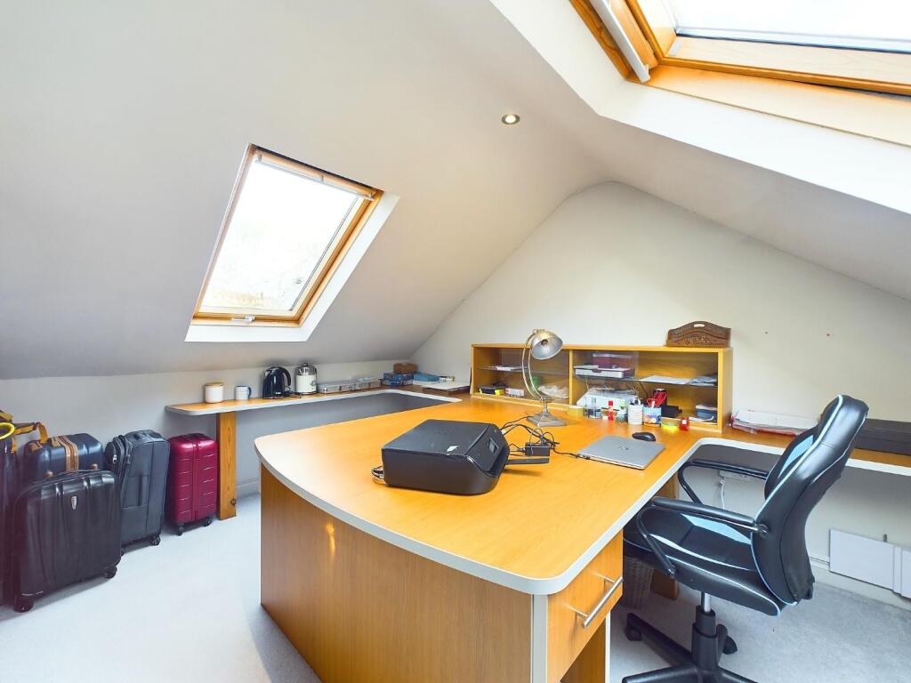 Additional property image - Stonegate, Bingley