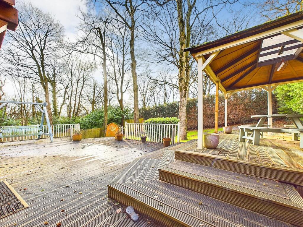 Additional property image - Stonegate, Bingley