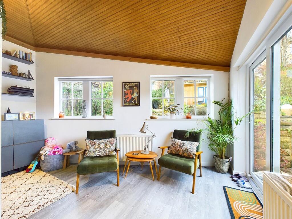 Additional property image - Byron Mews