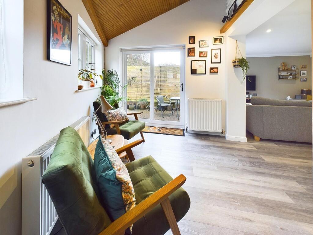 Additional property image - Byron Mews