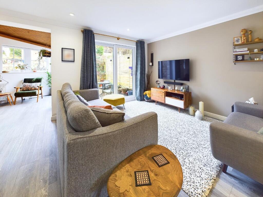 Additional property image - Byron Mews