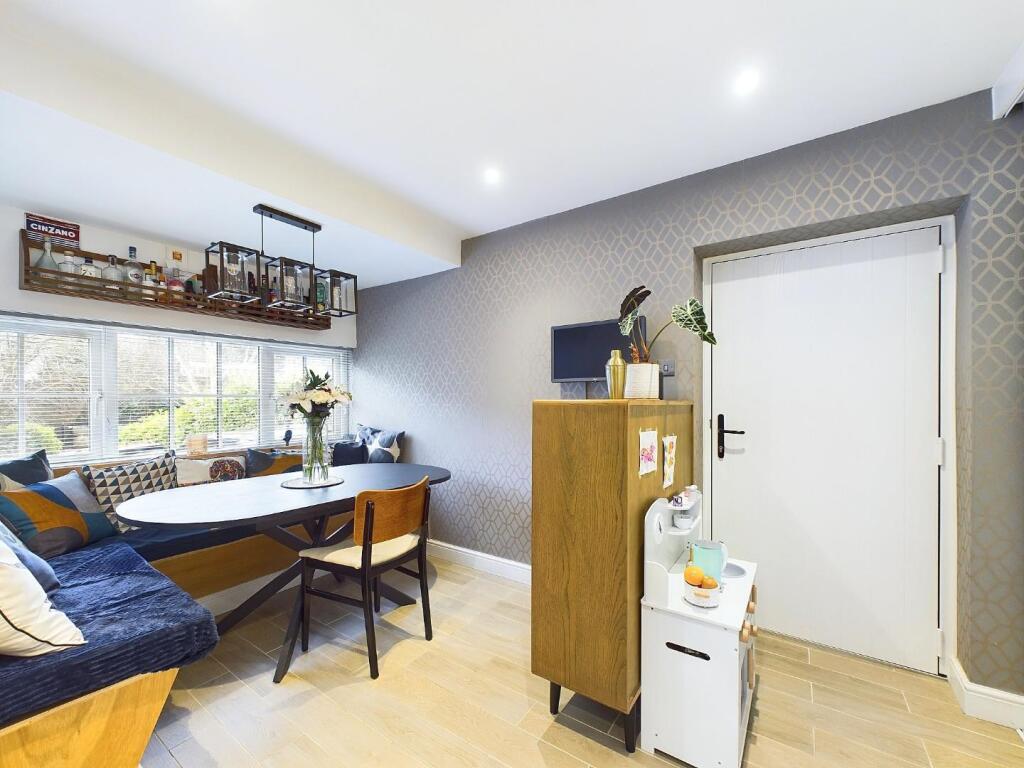 Additional property image - Byron Mews