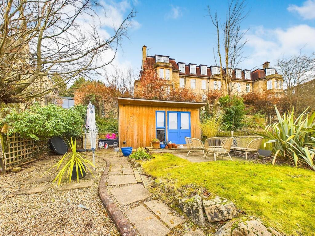 Additional property image - Byron Mews