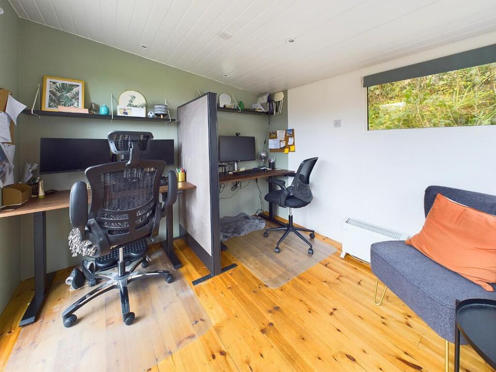 Additional property image - Byron Mews