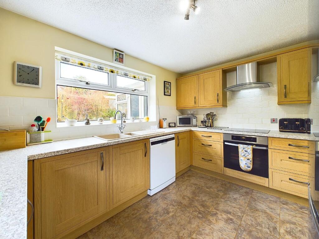 Additional property image - Croftlands, Idle
