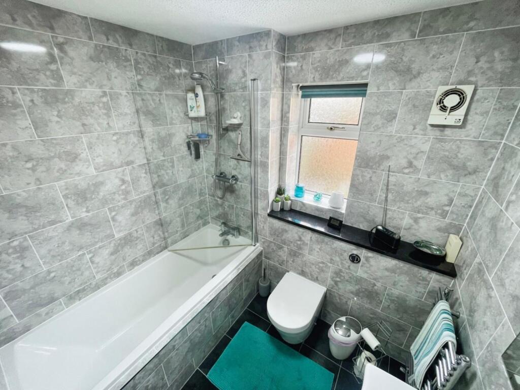 Additional property image - Croftlands, Idle