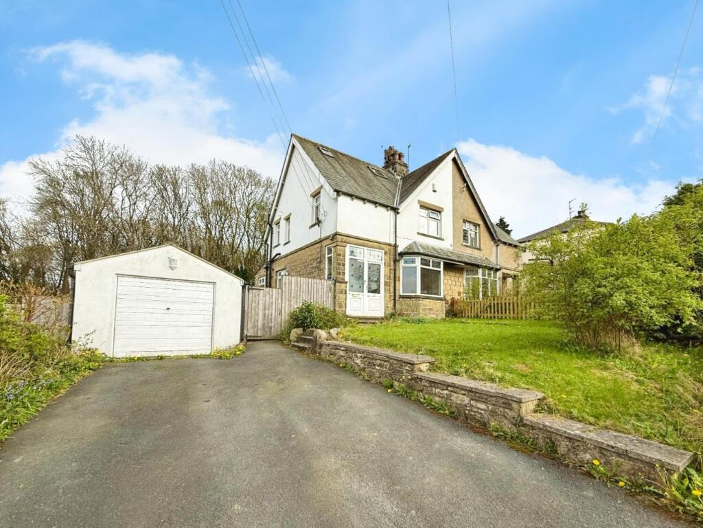 Main image of property: Ghyll Wood Drive, Bingley