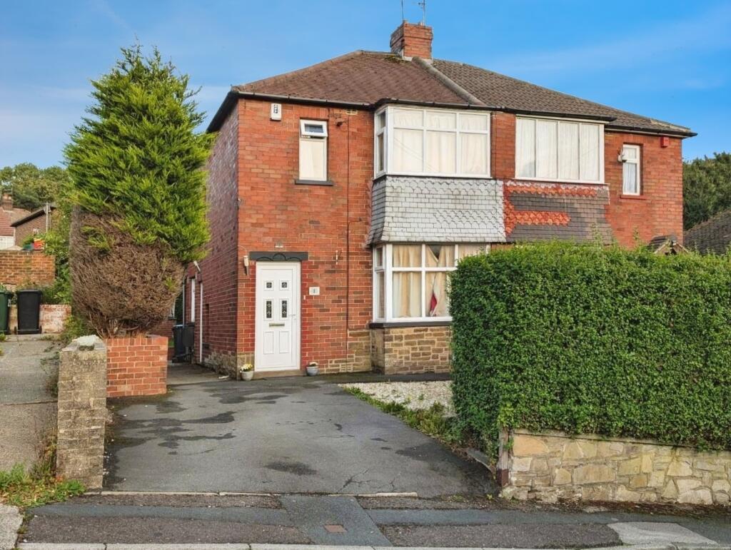 Main image of property: Glenhurst Grove, Keighley