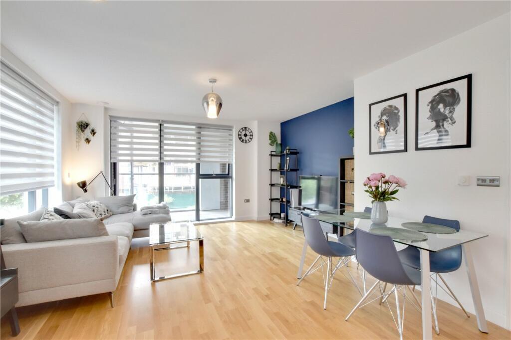 2 bedroom apartment for sale in Bugle House, Larkwood Avenue, Greenwich
