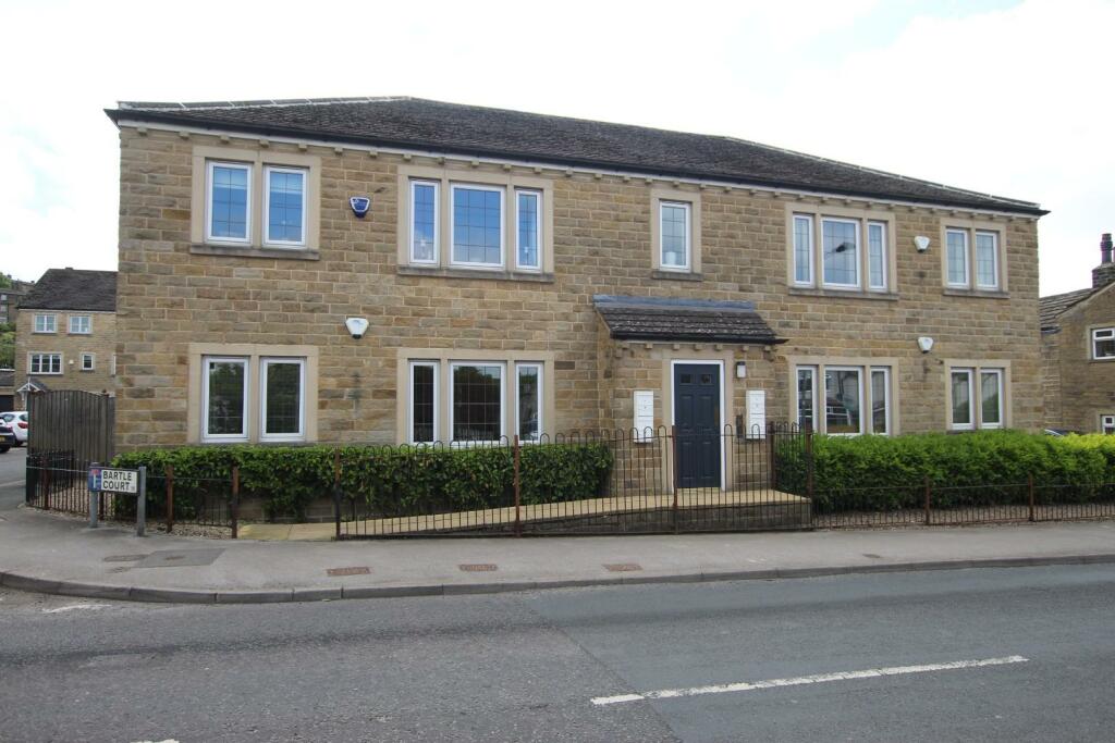 2 bedroom house for rent in Main Street, Wilsden, Bradford, BD15