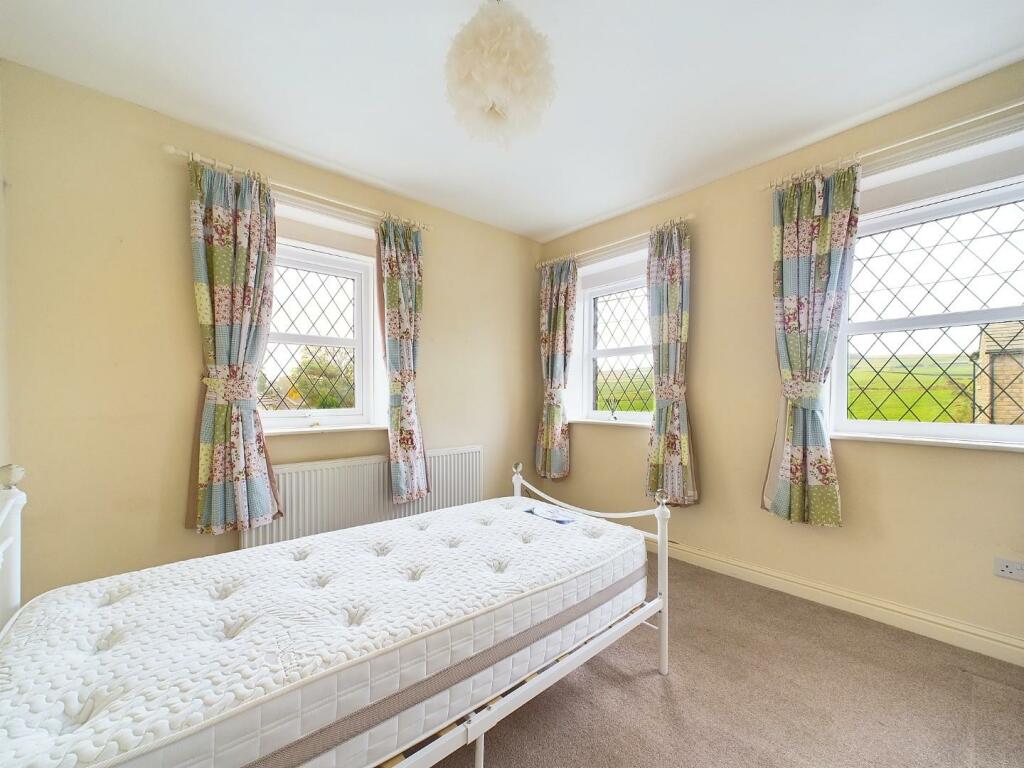 Additional property image - Lane Side, Wilsden, Bradford