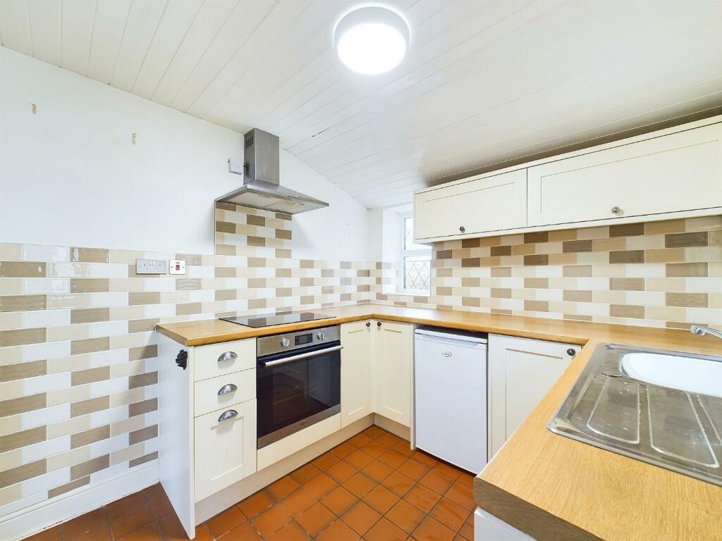 Additional property image - Lane Side, Wilsden, Bradford